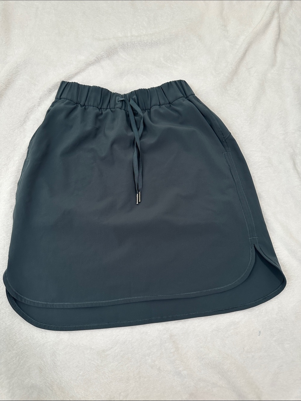 🍁 Lululemon On The Fly Woven Skirt